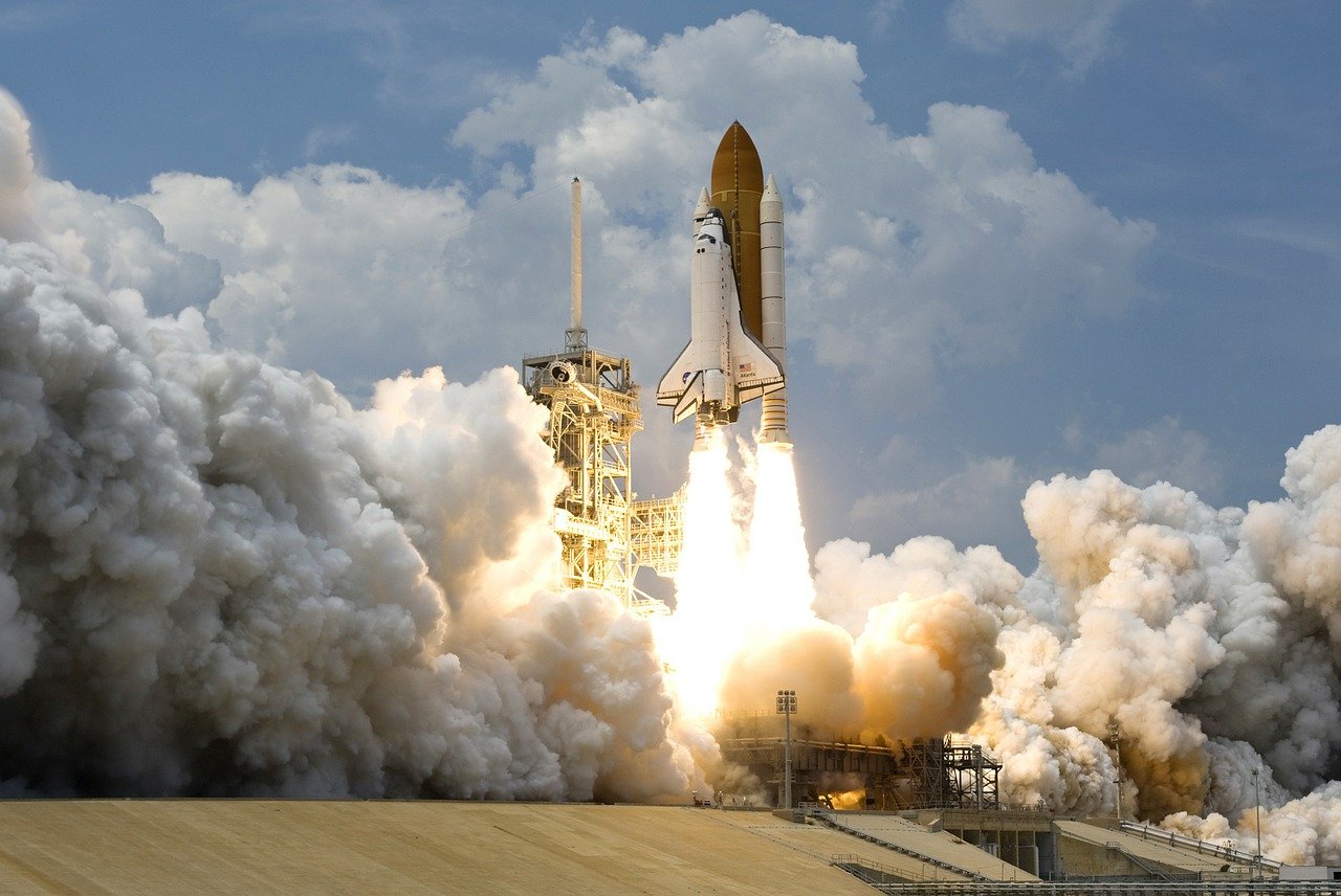 rocket-launch-67643_1280